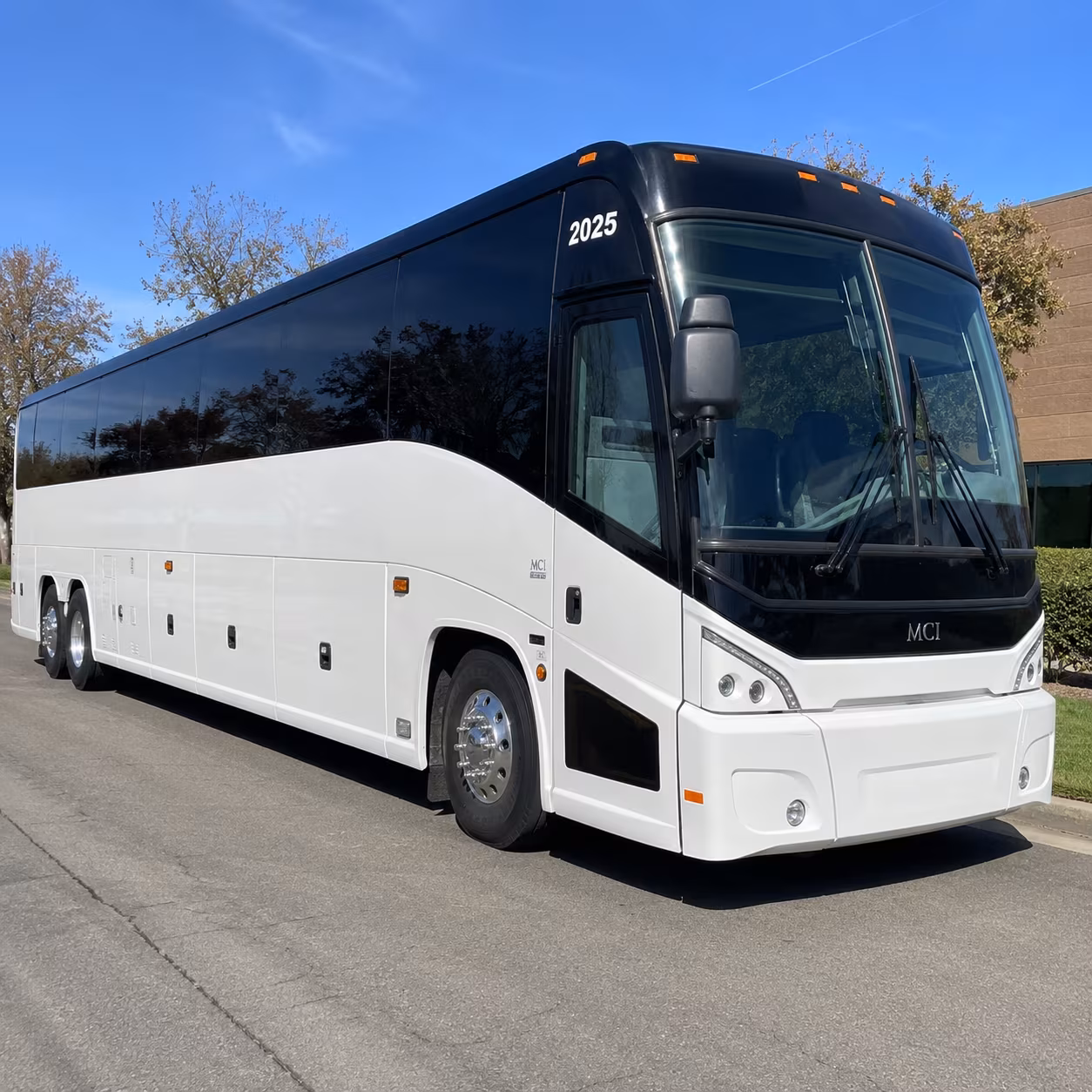 let santaanacoachbuscompany com handle your civic center and south coast metro corporate shuttles