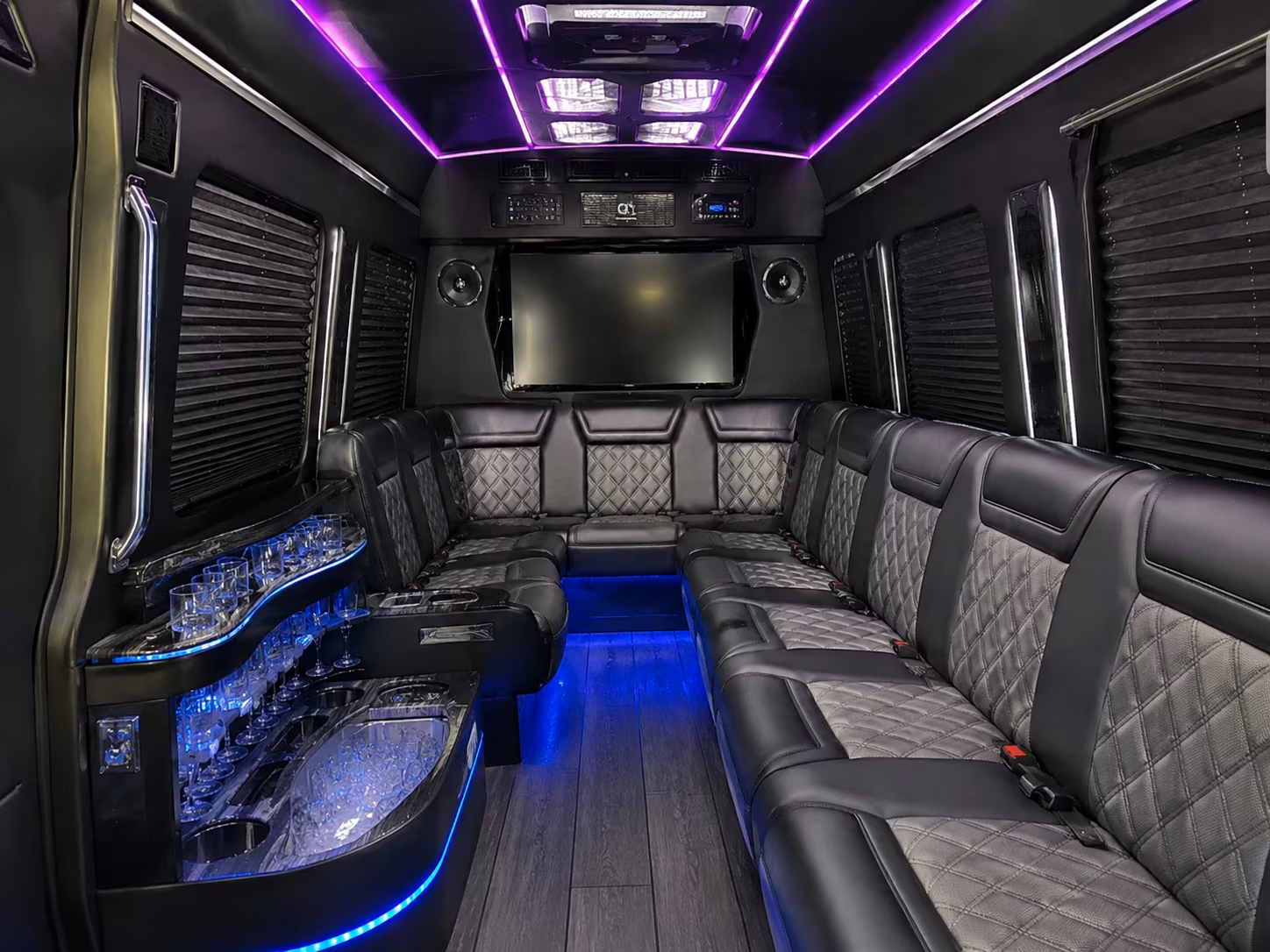 santaanacoachbuscompany com lets you build the concert night your group actually wants